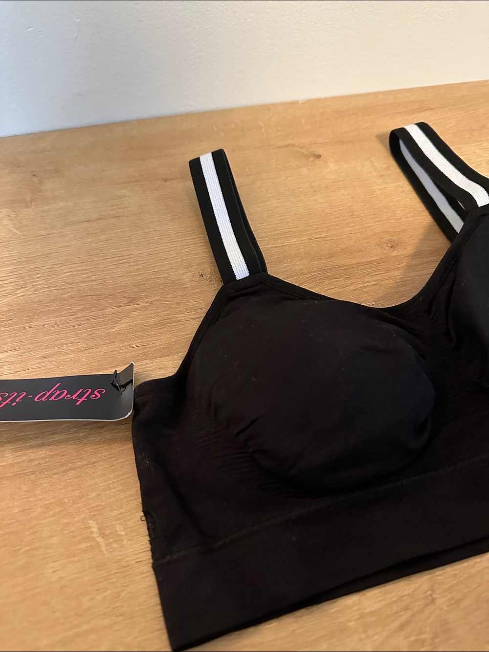 NWT Strap Its Striped Black and White Bra Wire Free - Picture 2 of 6